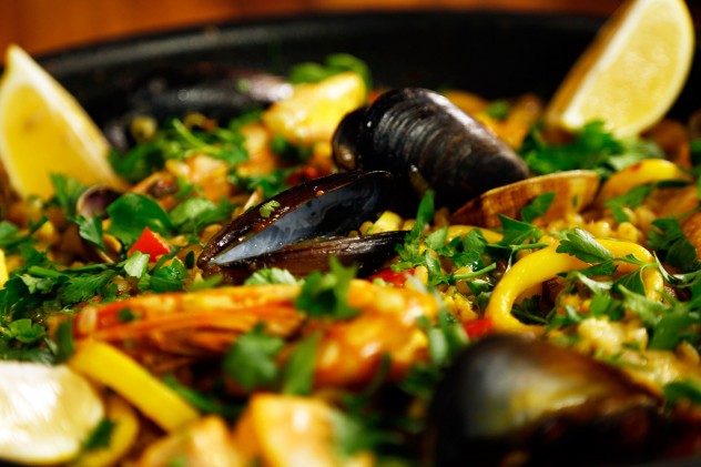 deniz mahsüllü paella