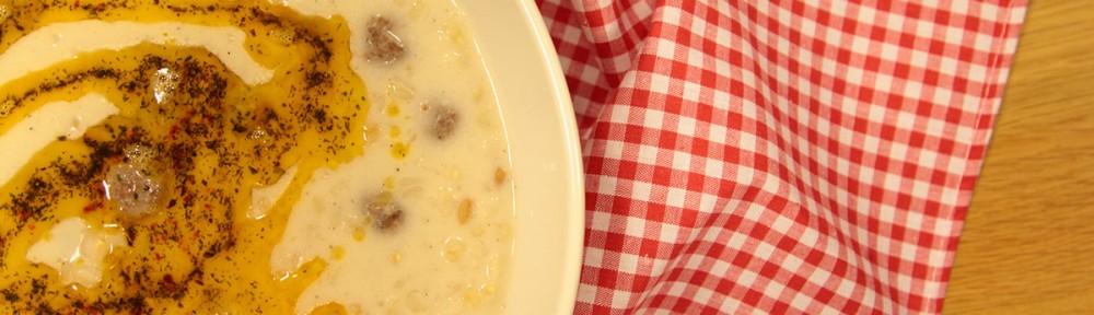 köfteli buğdaylı süzme yoğurt çorbası