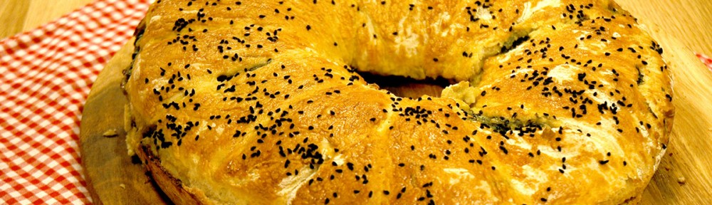 Ispanaklı Halka Çörek