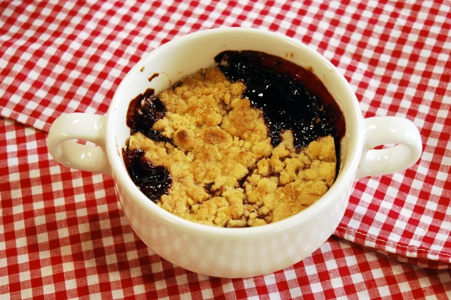 Vişneli Crumble