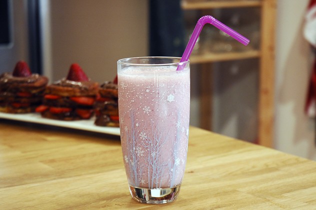 Çilekli Yulaflı Smoothie