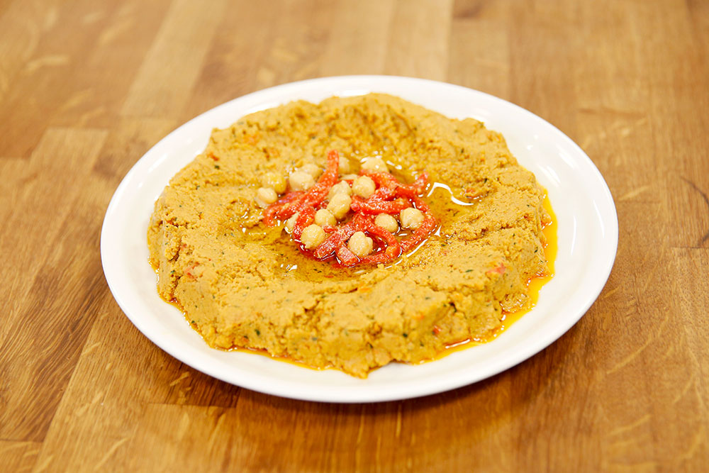 Fesleğenli Kuru Domatesli Humus