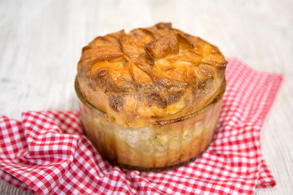 Kabaklı Peynirli Börek