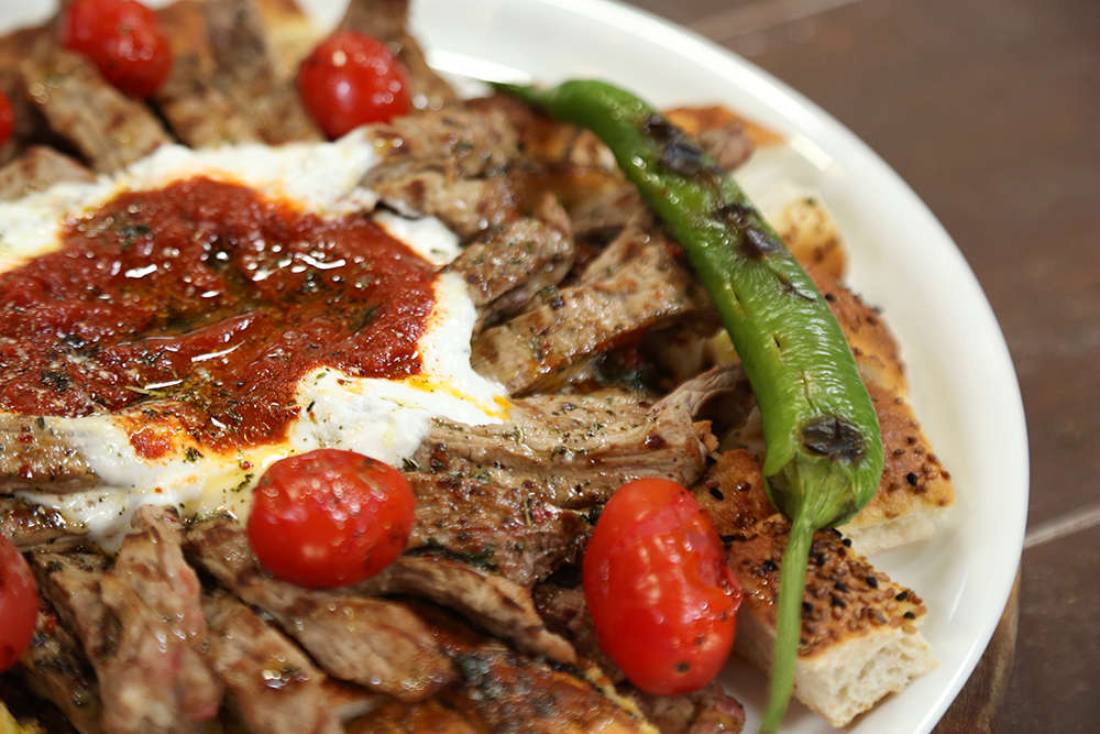 Yoğurtlu Kebap