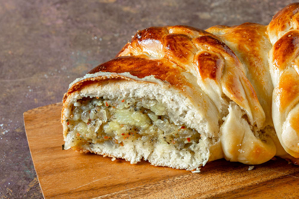 Örgülü Halka Börek