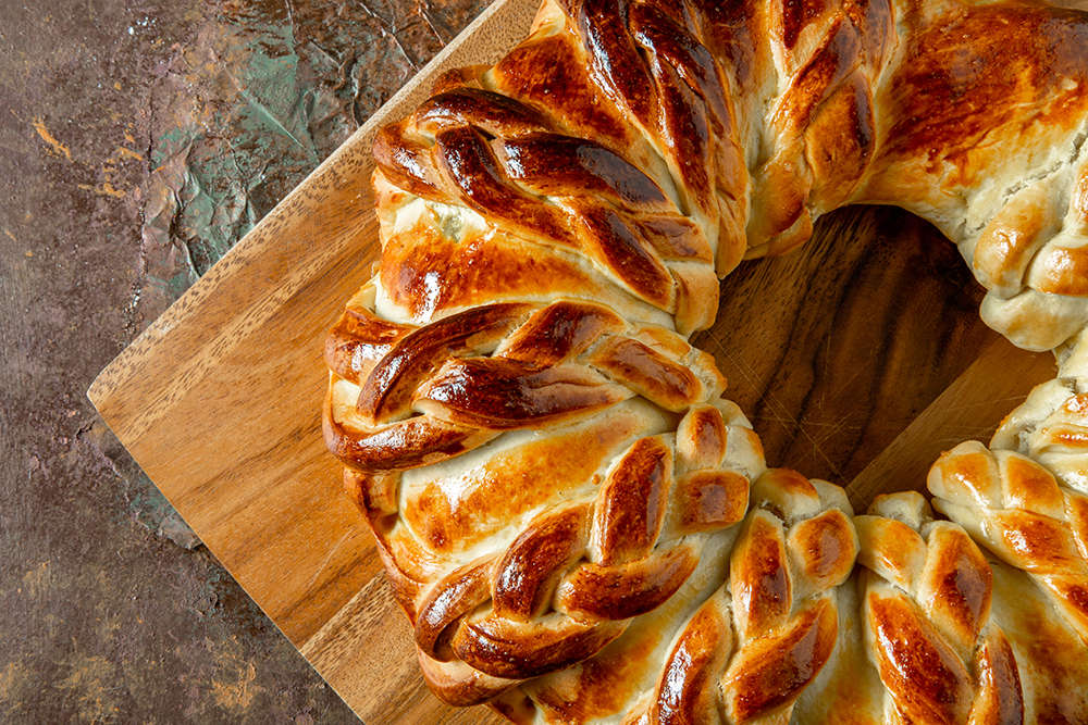 Örgülü Halka Börek