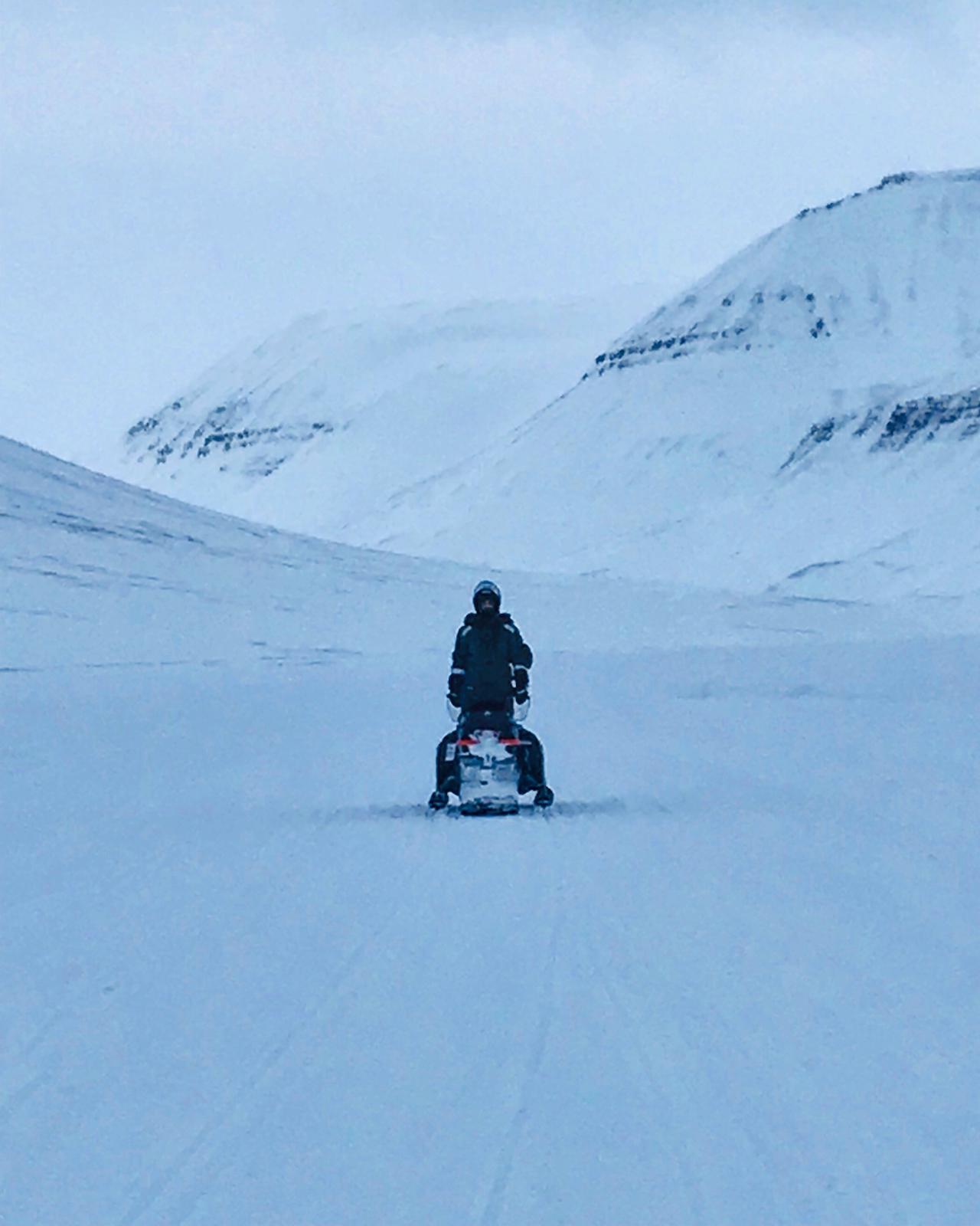 Longyearbyen'den Barentsburg’a Yolculuk