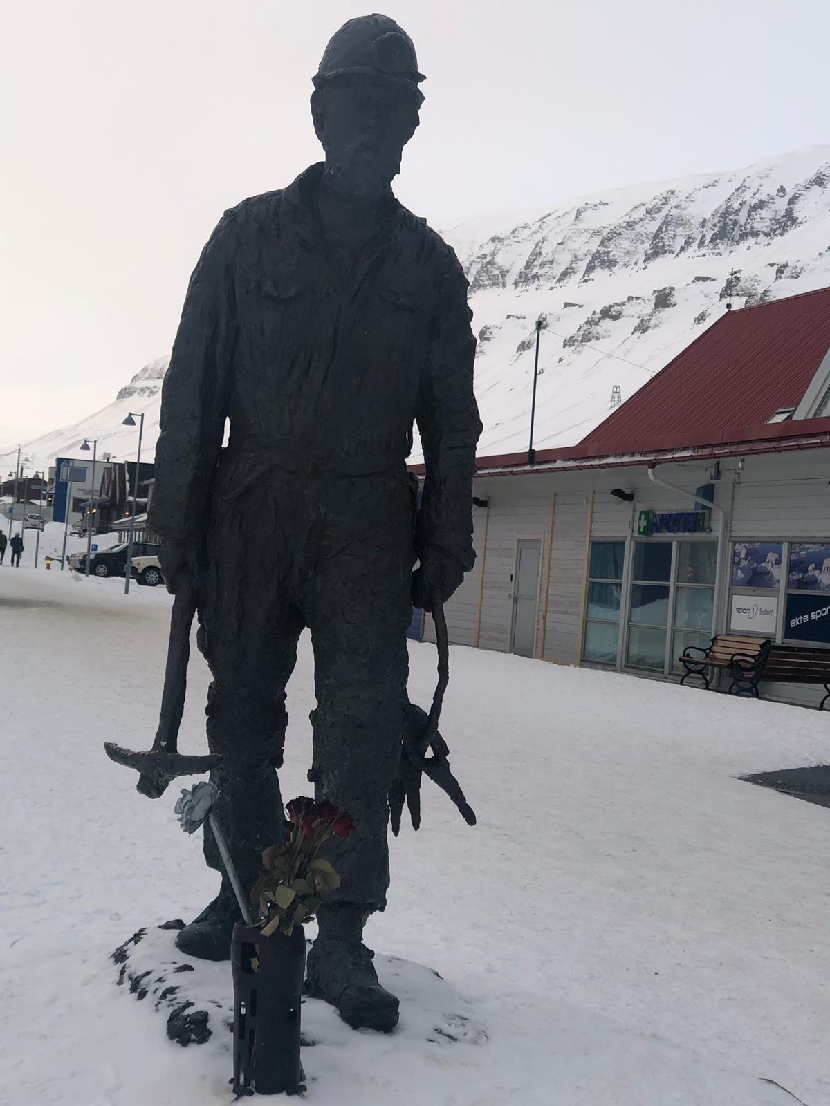 Svalbard’a yolculuk Gün 1