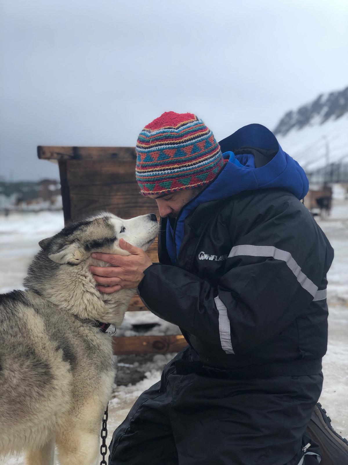 Barentsburg Kömür Madeni ve Köpek Barınağı