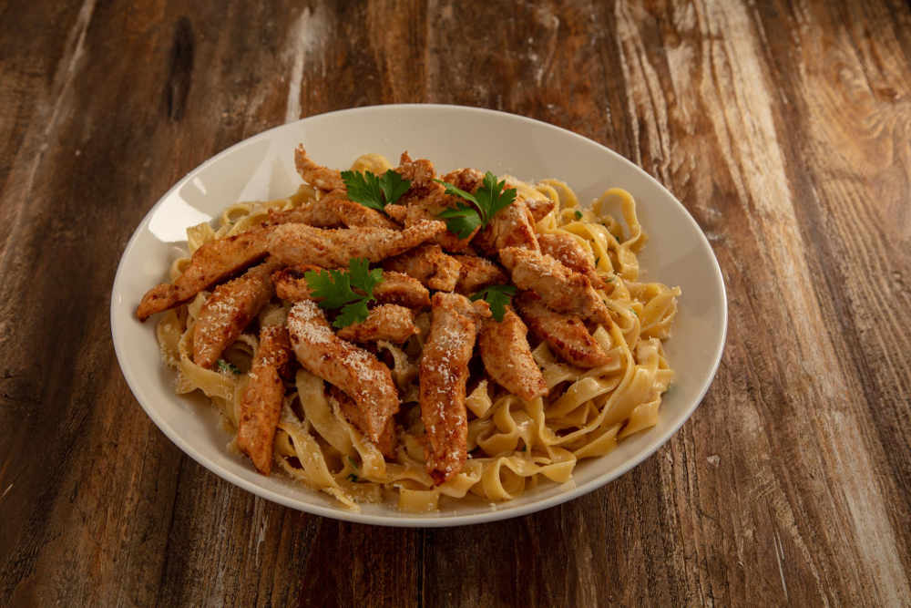 Tavuklu Fettuccine Alfredo