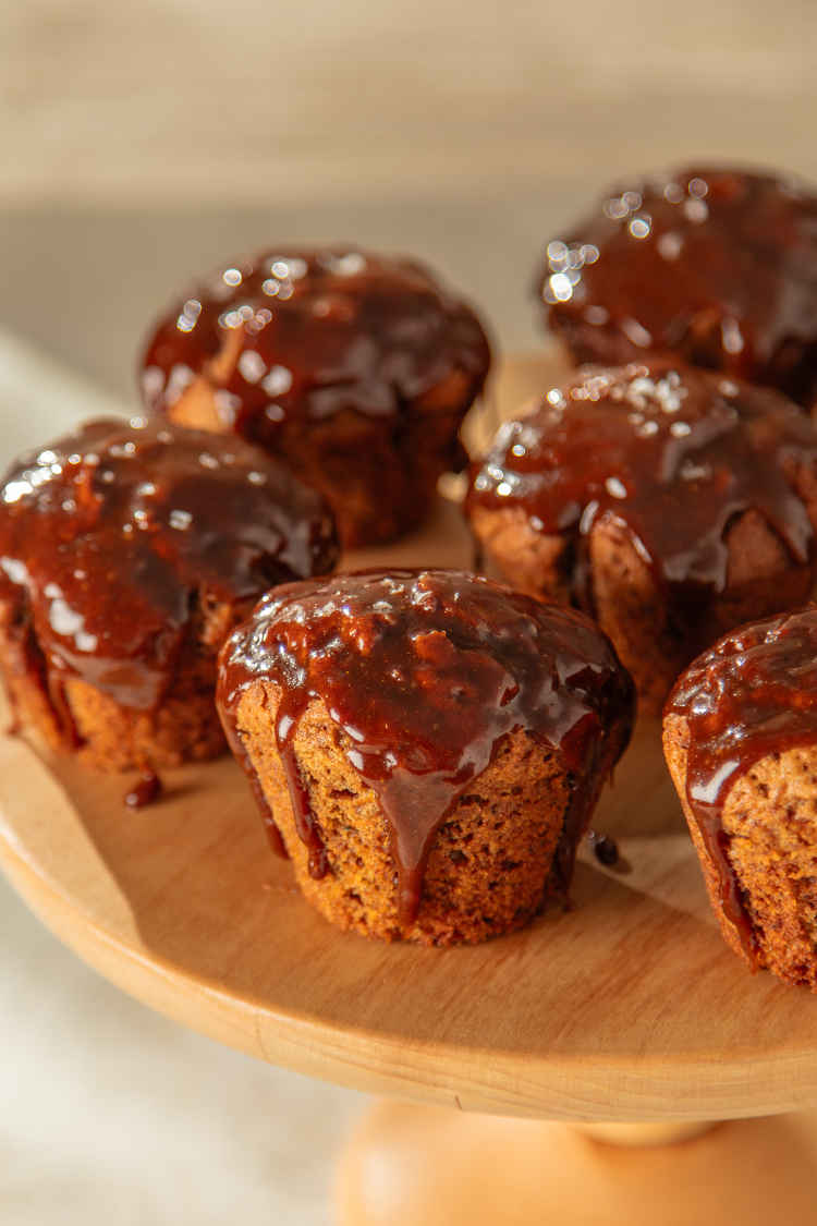 Tuzlu Karamelli Havuçlu Muffin