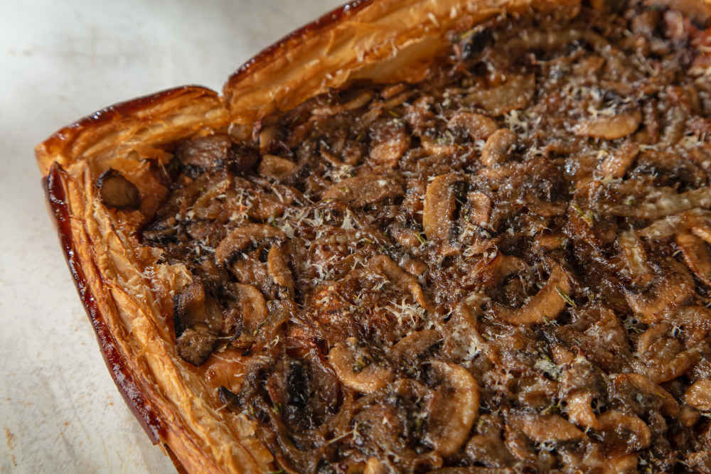 Mantarlı Milföy Tart